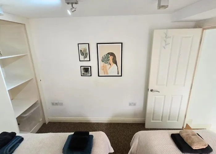 Urban Oasis Stylish Boho Flat In *