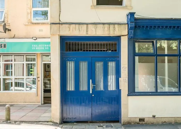 Urban Oasis Stylish Boho Flat In דירה *