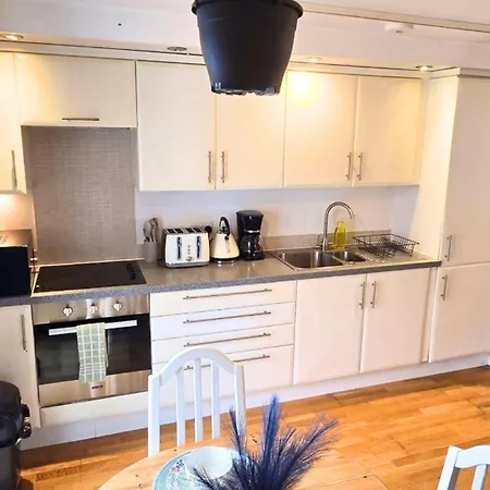 Apartment Urban Oasis Stylish Boho Flat In