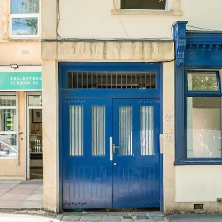 Urban Oasis Stylish Boho Flat In Apartment *